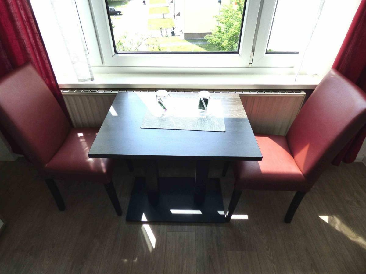 Komfort Ferienwohnungen Zwenkauer See Extérieur photo