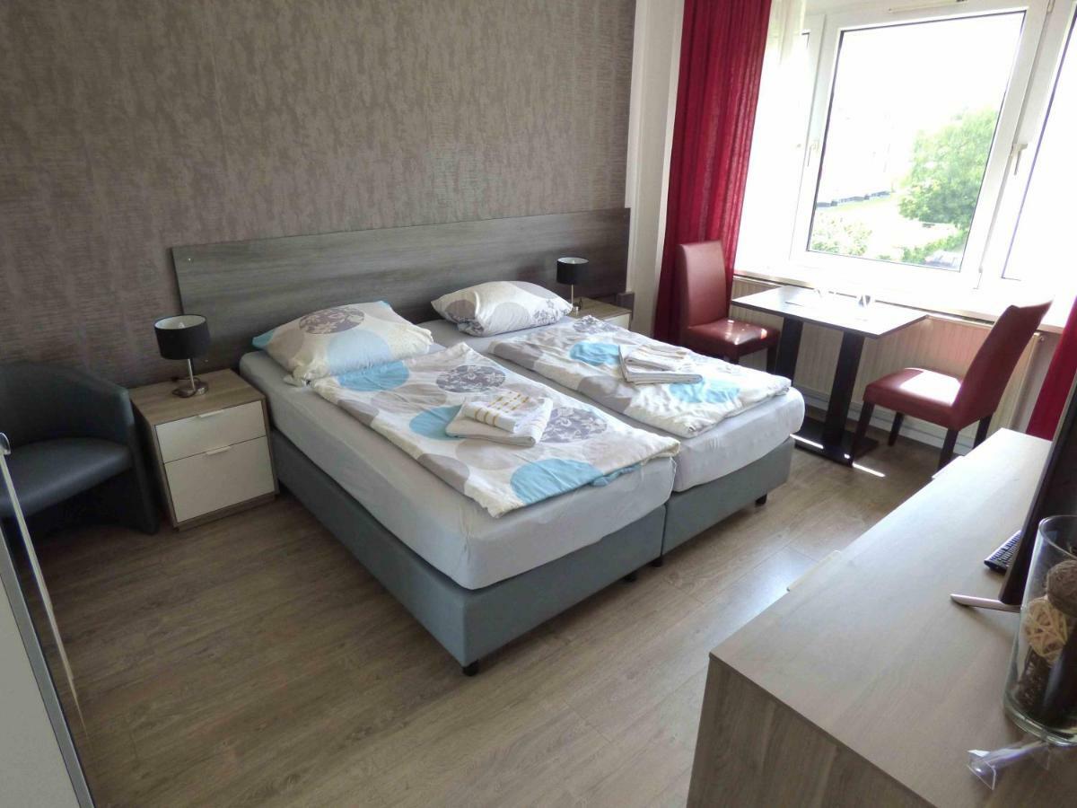 Komfort Ferienwohnungen Zwenkauer See Extérieur photo